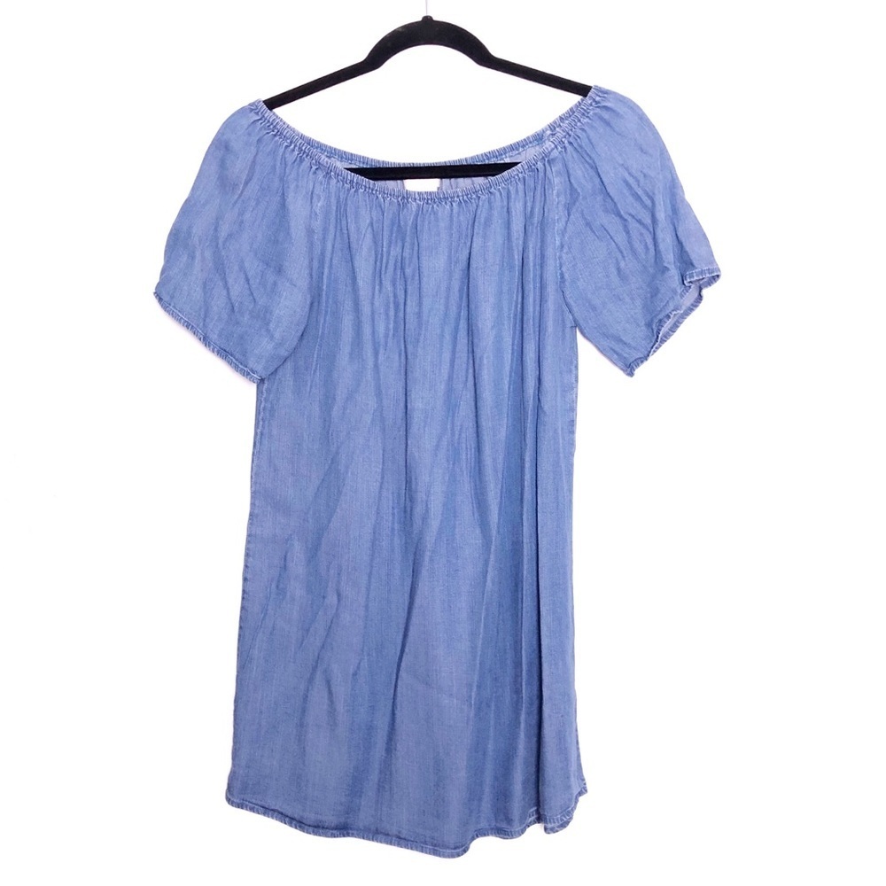 The Hanger Off Shoulder Denim Dress Small